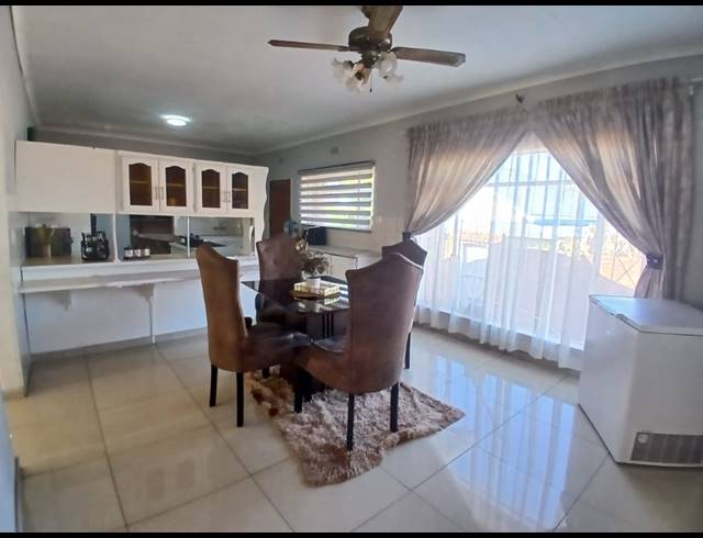 2 BEDROOM HOUSE FOR SALE IN ELSBURG